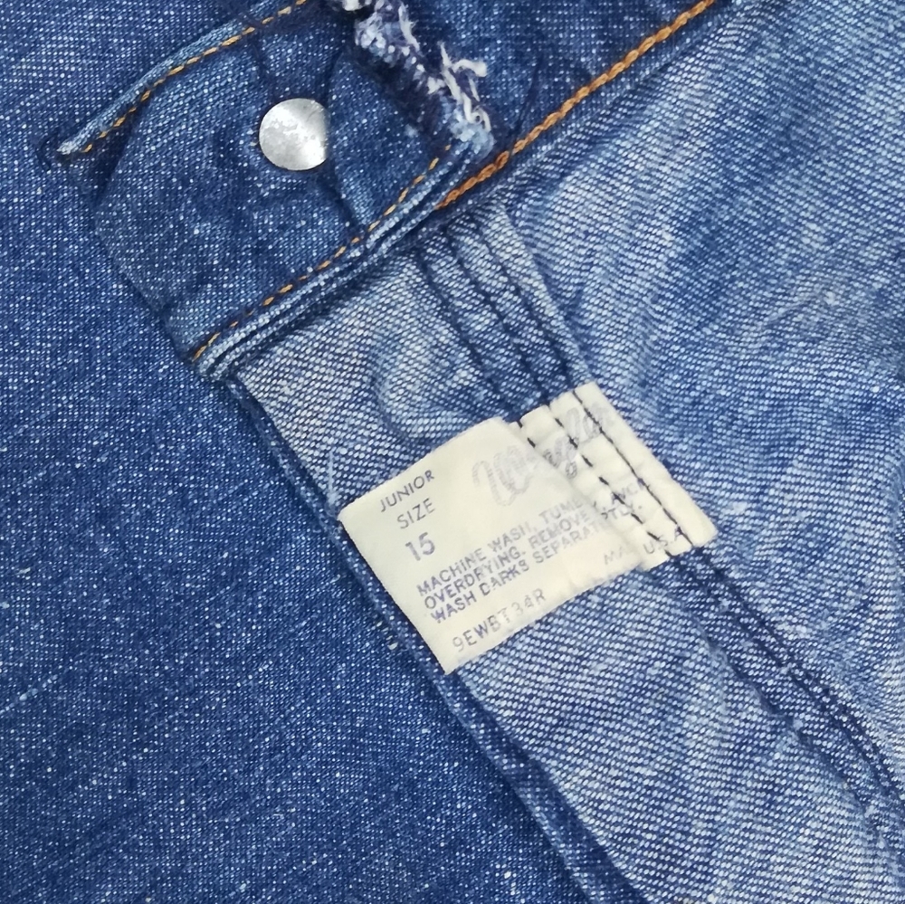 Vintage Wide Leg Wrangler Jeans - Picture 7 of 9